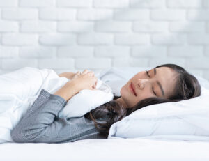 船堀の歯医者、ライフケアデンタルオフィスで、寝る前のちょっとした習慣で虫歯リスクを抑えよう！セルフケアのポイントを解説